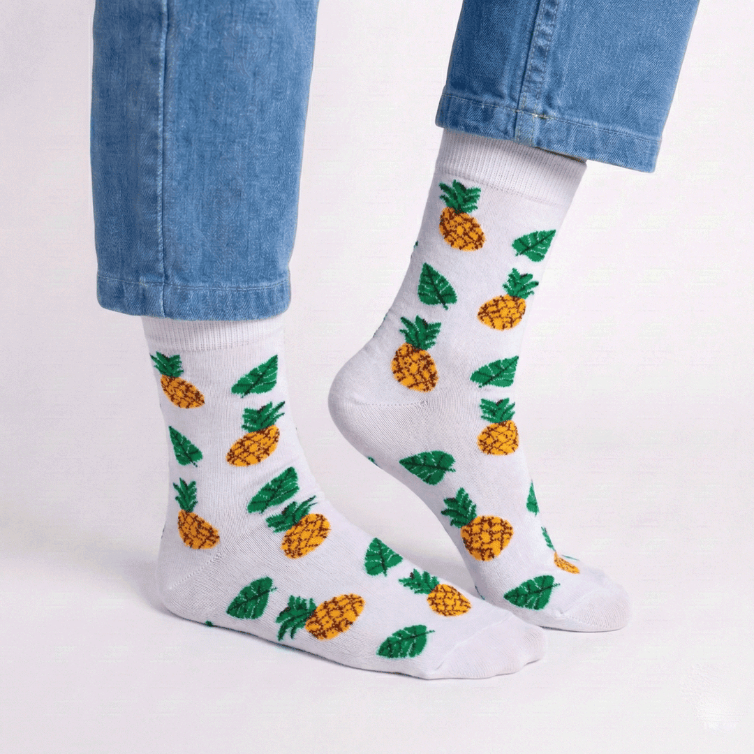 white Pineapple Socks - Microbus store