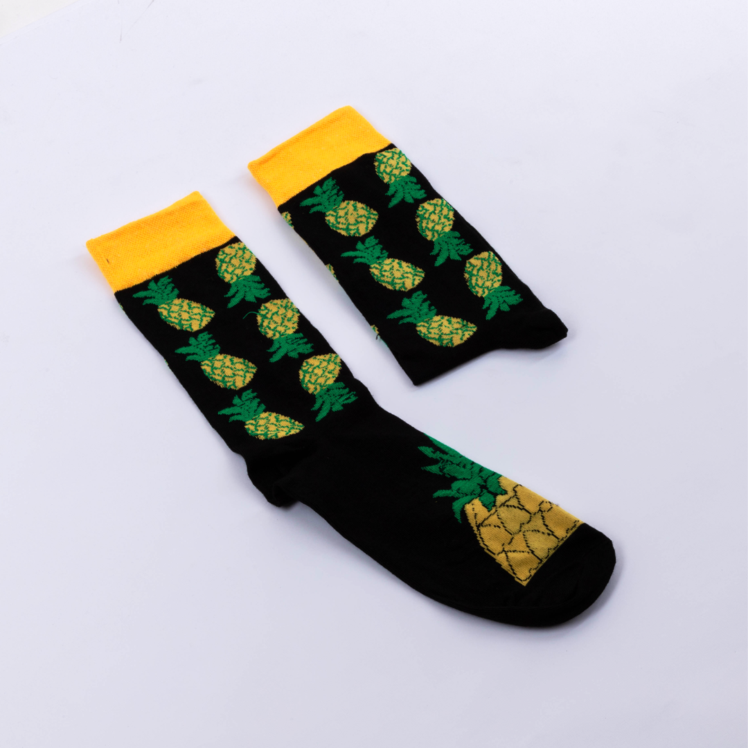 Black Pineapple Socks